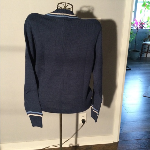 Denver Hayes men’s sweater - Picture 2 of 2